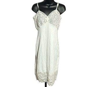 Van Raalte VINTAGE Size 34 Elegant Off White Lace Slip Dress